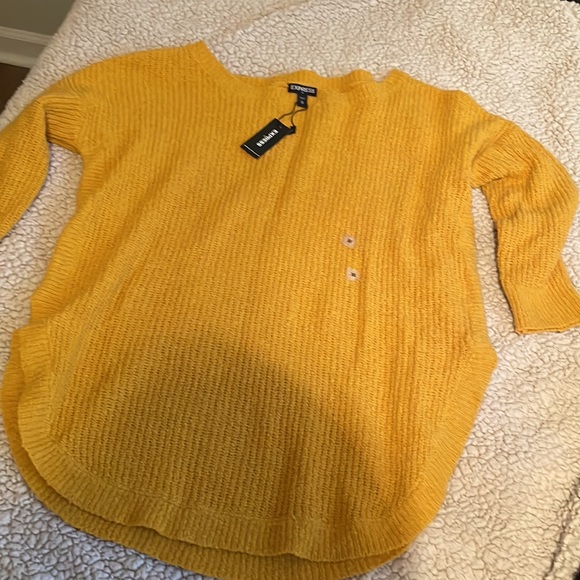 Mustard yellow knit sweater - Picture 3 of 4